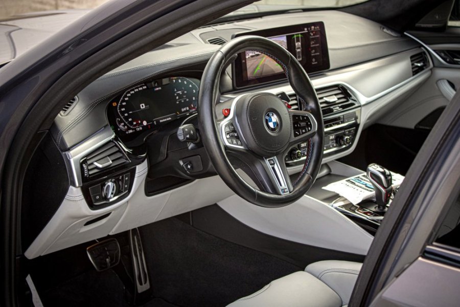 Čištění interiéru auta