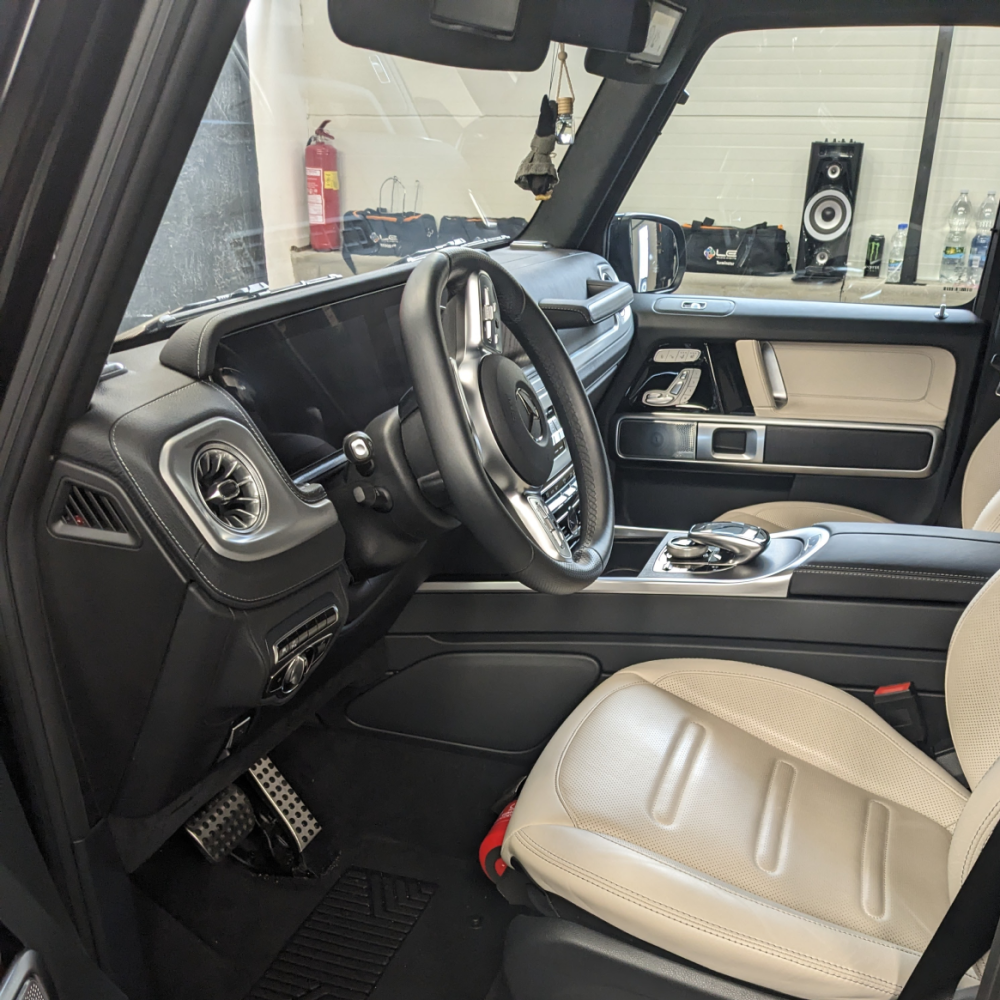 Mercedes G